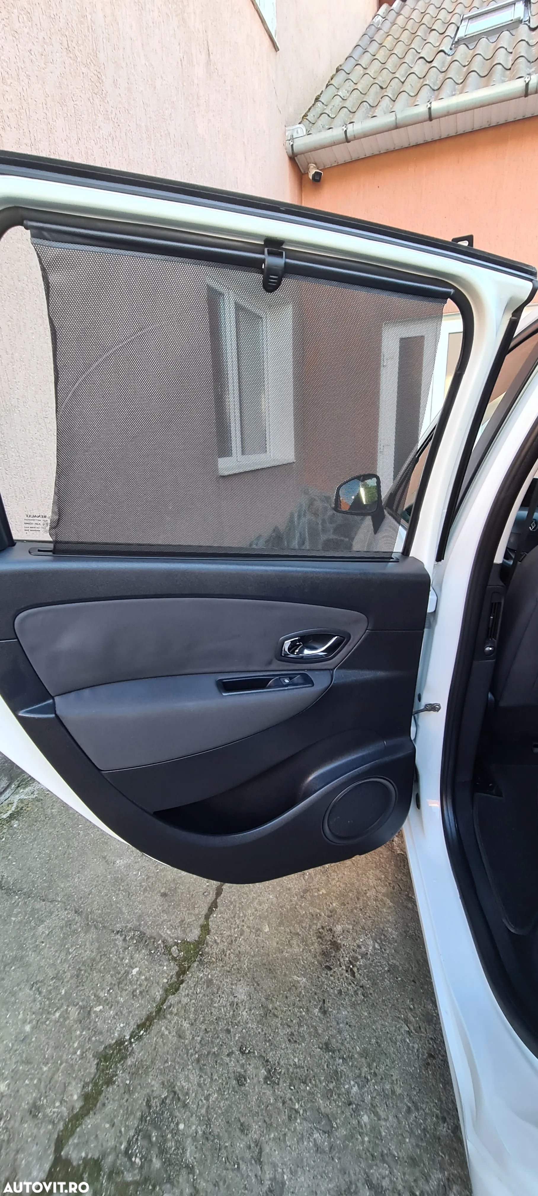 Renault Scenic - 11