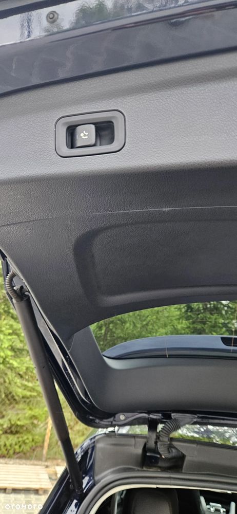 Mercedes-Benz GLE 300 d 4-Matic - 12