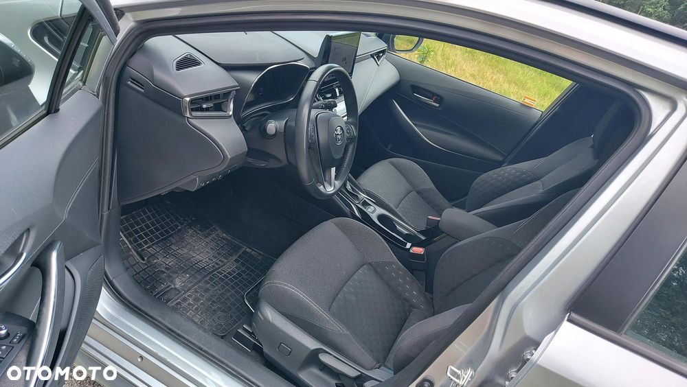 Toyota Corolla 1.8 Hybrid Comfort - 11