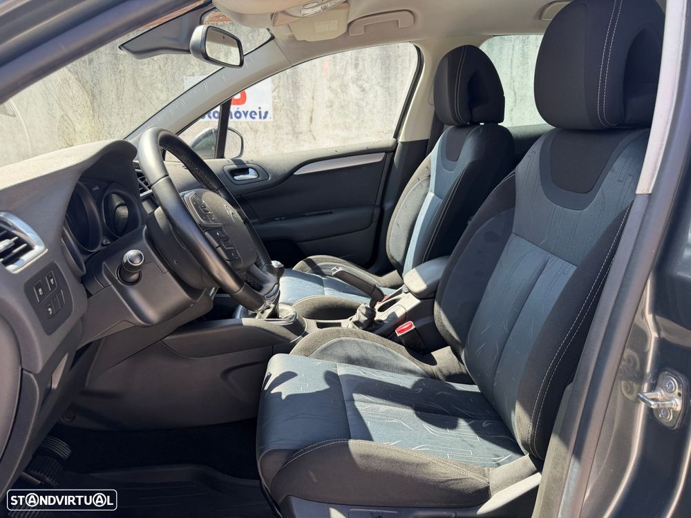 Citroën C4 1.6 HDi Seduction - 9