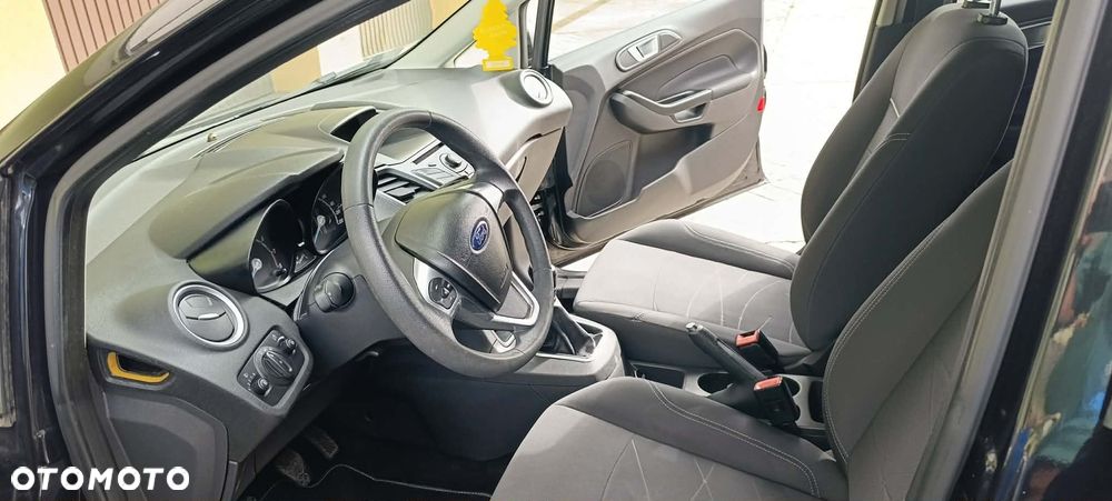Ford Fiesta - 6