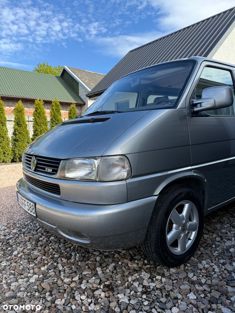 Volkswagen Multivan Standard - 2