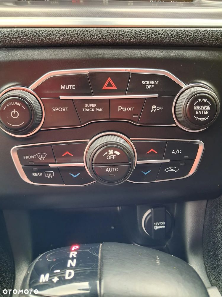 Dodge Charger 5.7 R/T - 33