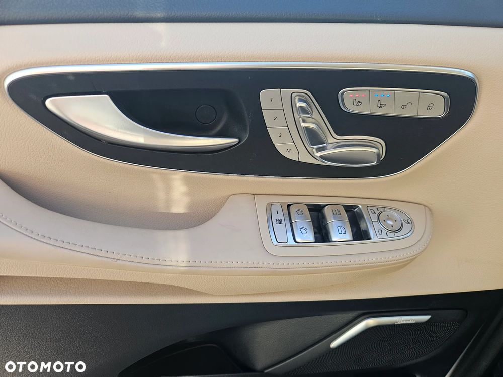 Mercedes-Benz Klasa V 300 d 4-Matic 9G-Tronic Exclusive (ekstra d³) - 20