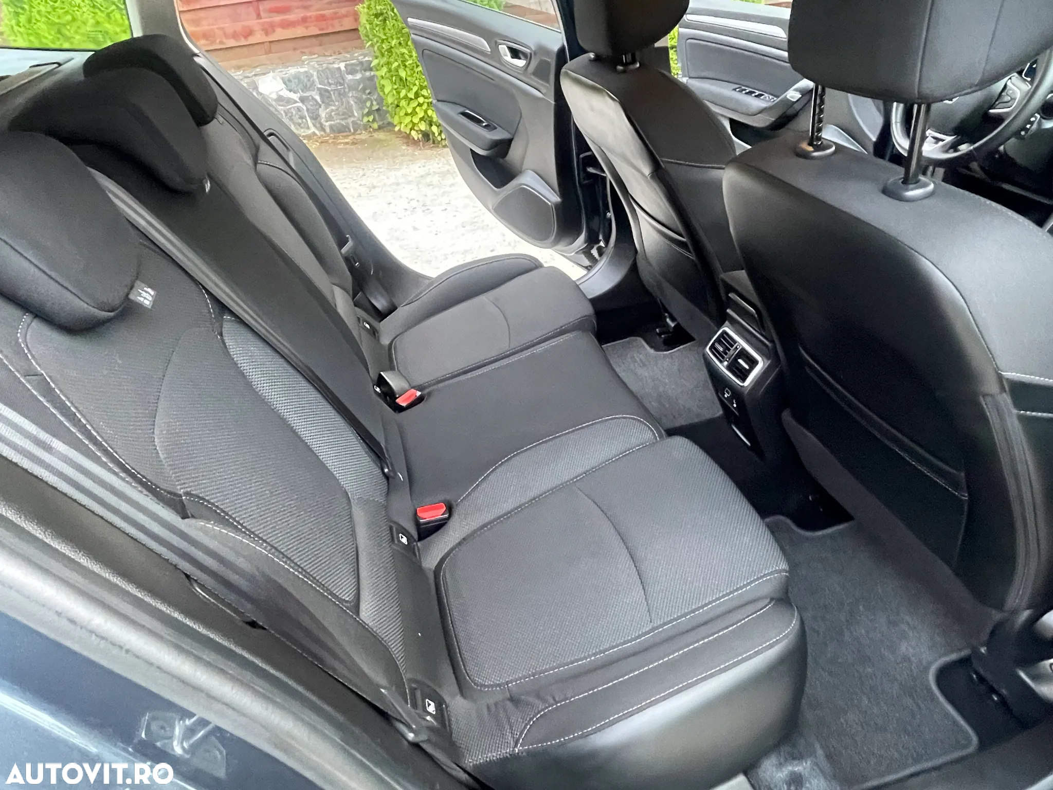 Renault Megane BLUE dCi 115 EDC INTENS - 30