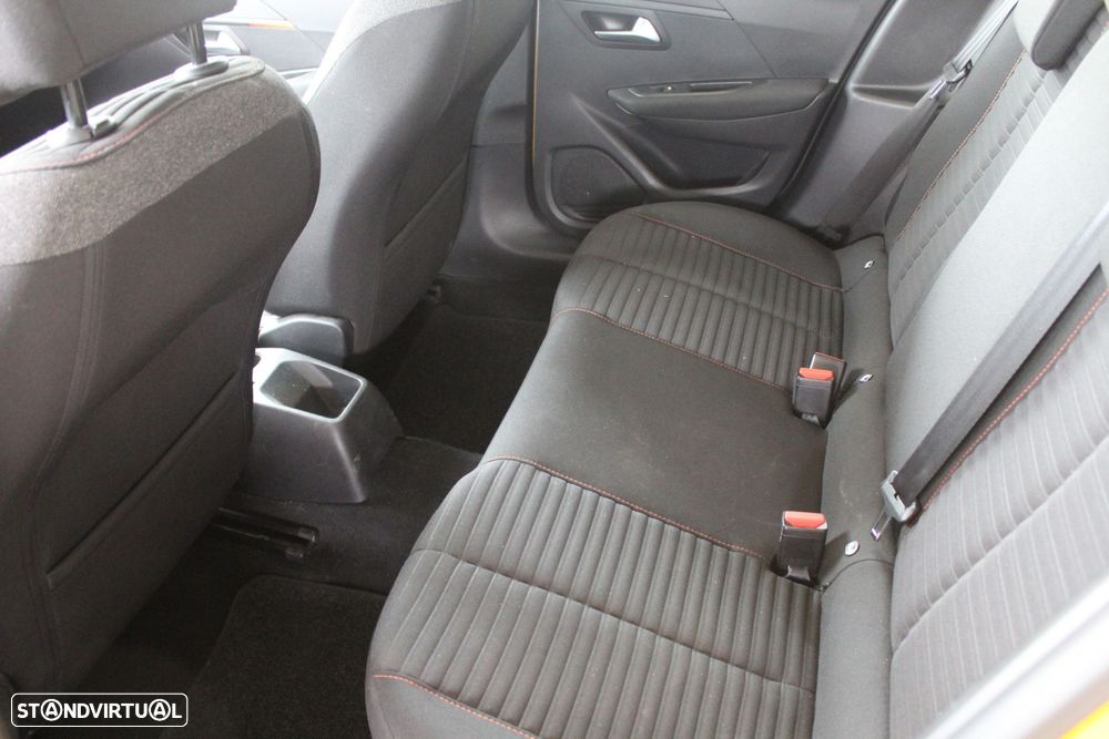 Peugeot 208 1.2 PureTech Active Pack - 10