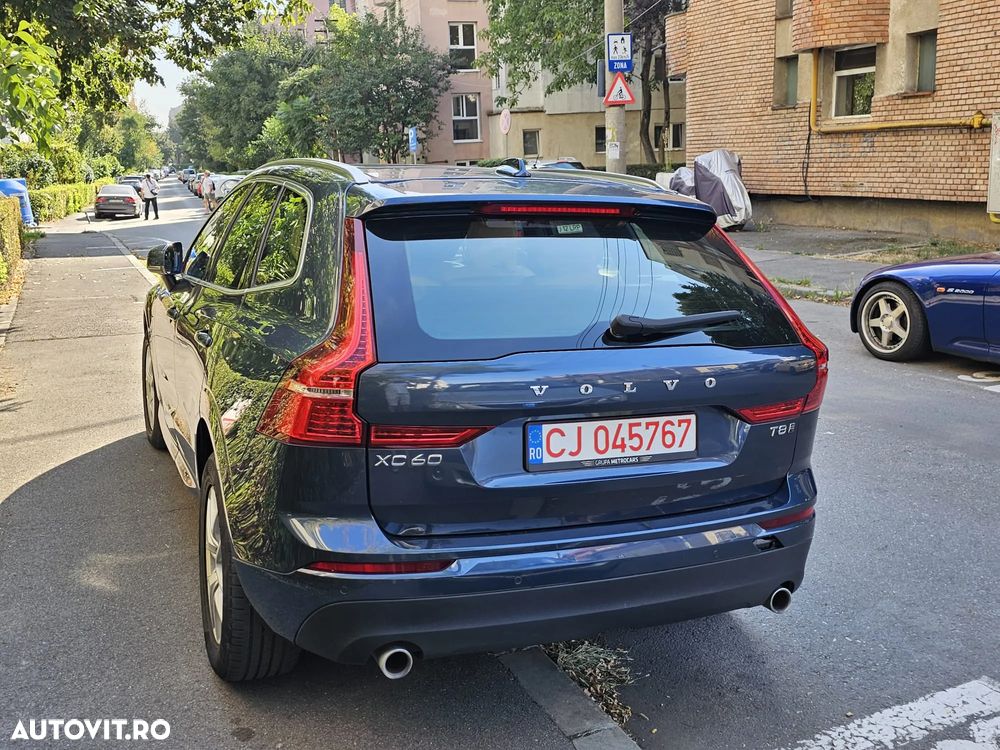 Volvo XC 60 T8 Twin Engine AWD Momentum Pro - 15