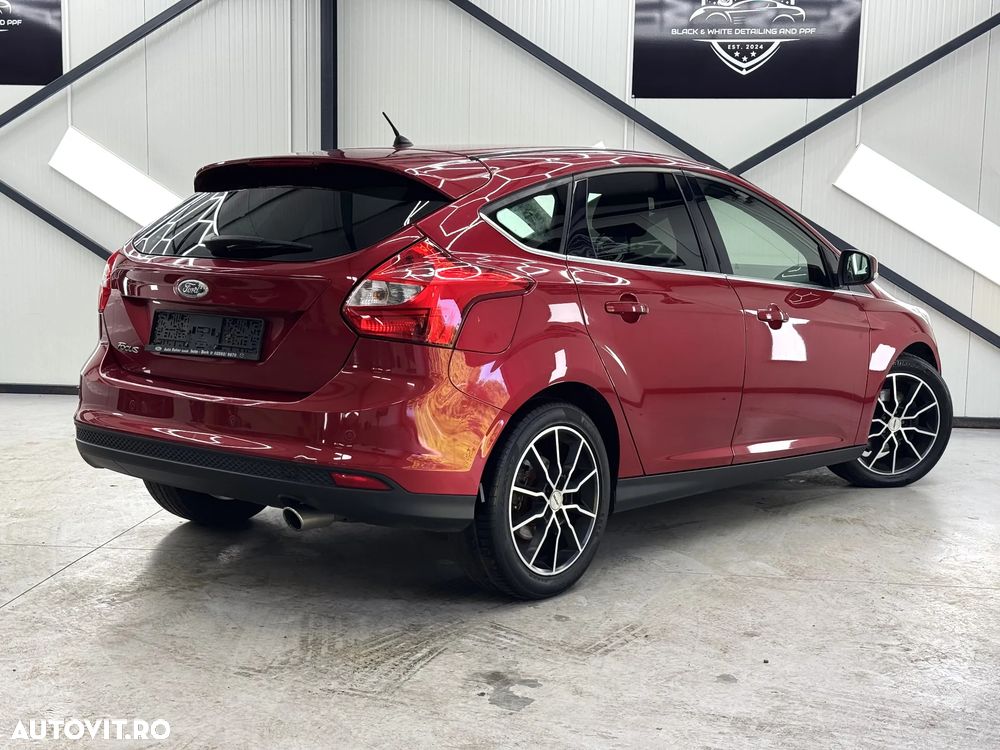 FORD Focus 2012 — imagine 7