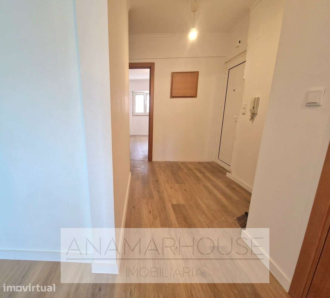 T3 Remodelado no Borel, Amadora,Ideal para Famílias, Jardins e campo d - Grande imagem: 3/25