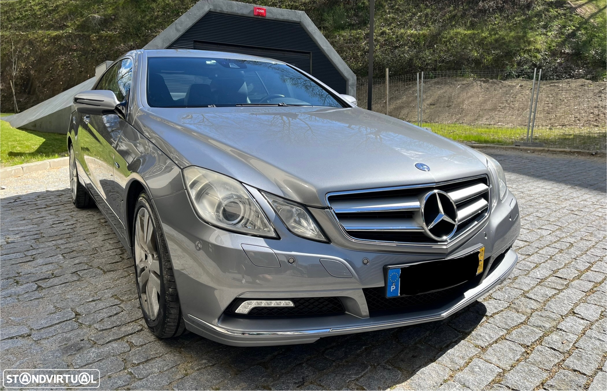 Mercedes-Benz E 250 CDi Elegance BlueEfficiency Auto - 11