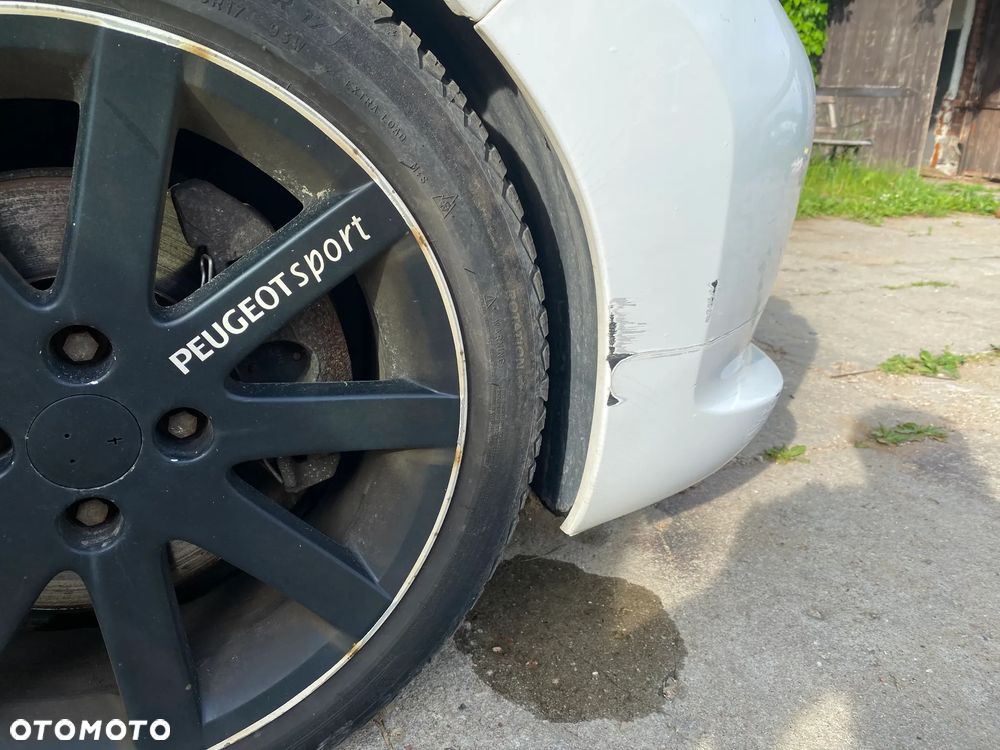 Peugeot 207 RC - 12