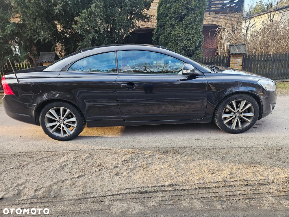 Volvo C70 D3 Momentum - 8