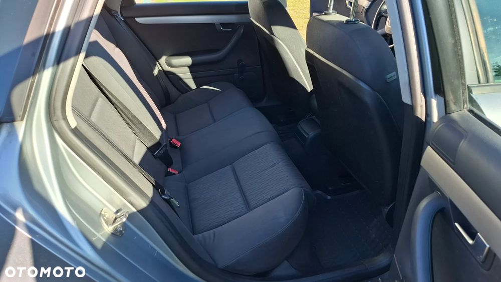 Audi A4 Avant 2.0 TDI DPF multitronic - 25