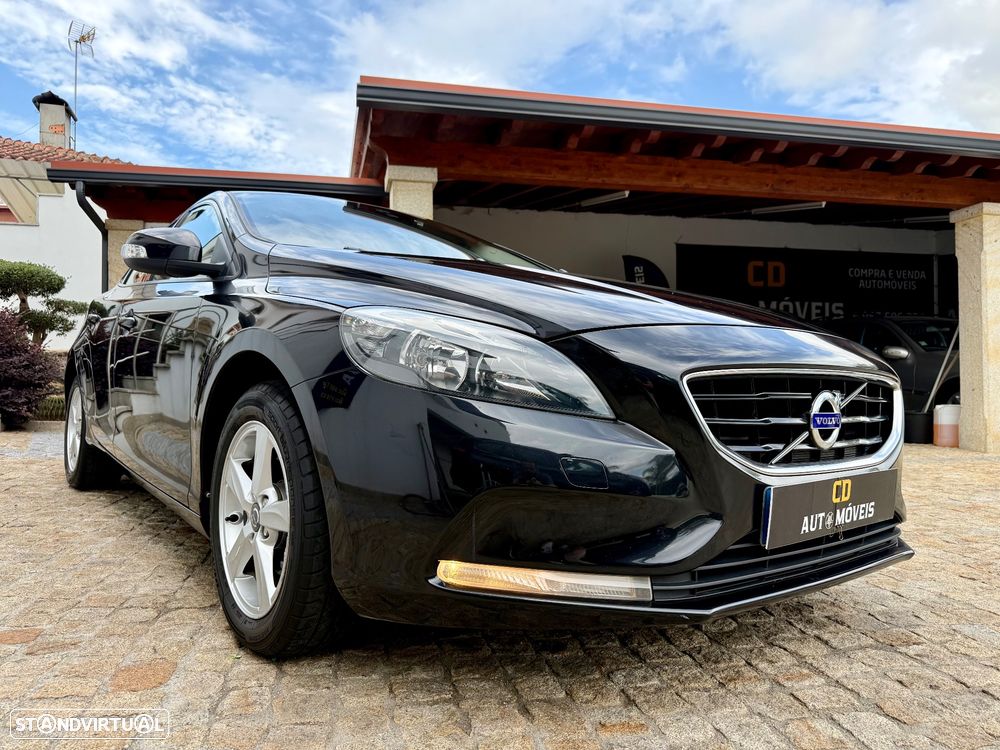 Volvo V40 D2 Kinetic - 27
