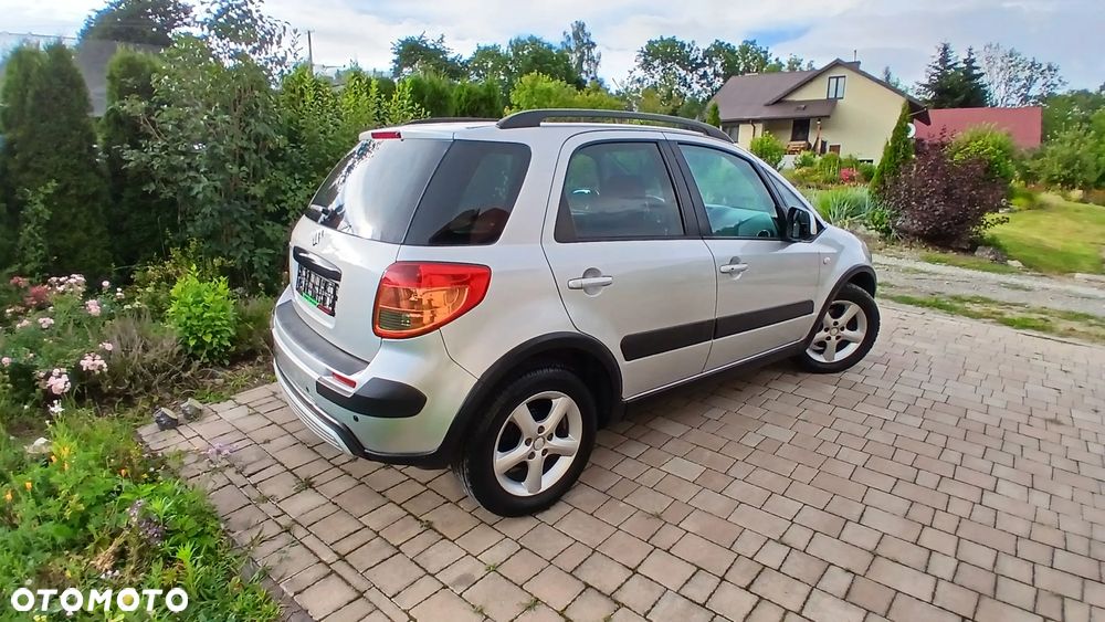 Suzuki SX4 - 4