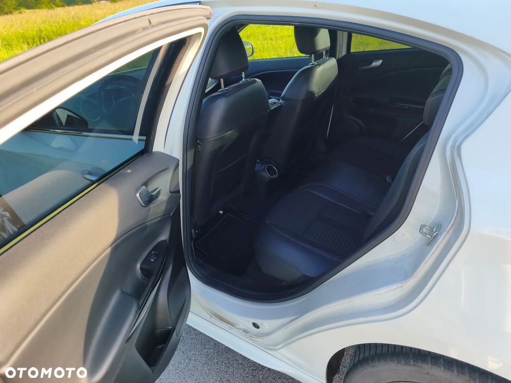 Alfa Romeo Giulietta 1.4 TB MultiAir Distinctive - 17