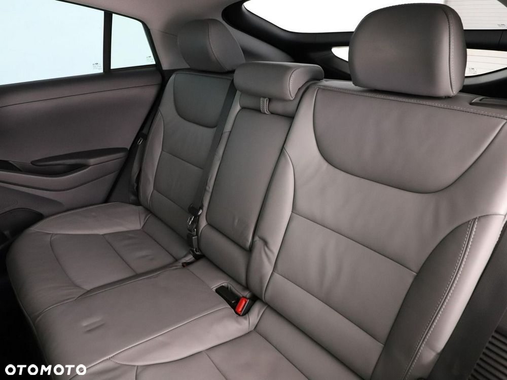 Hyundai IONIQ - 18