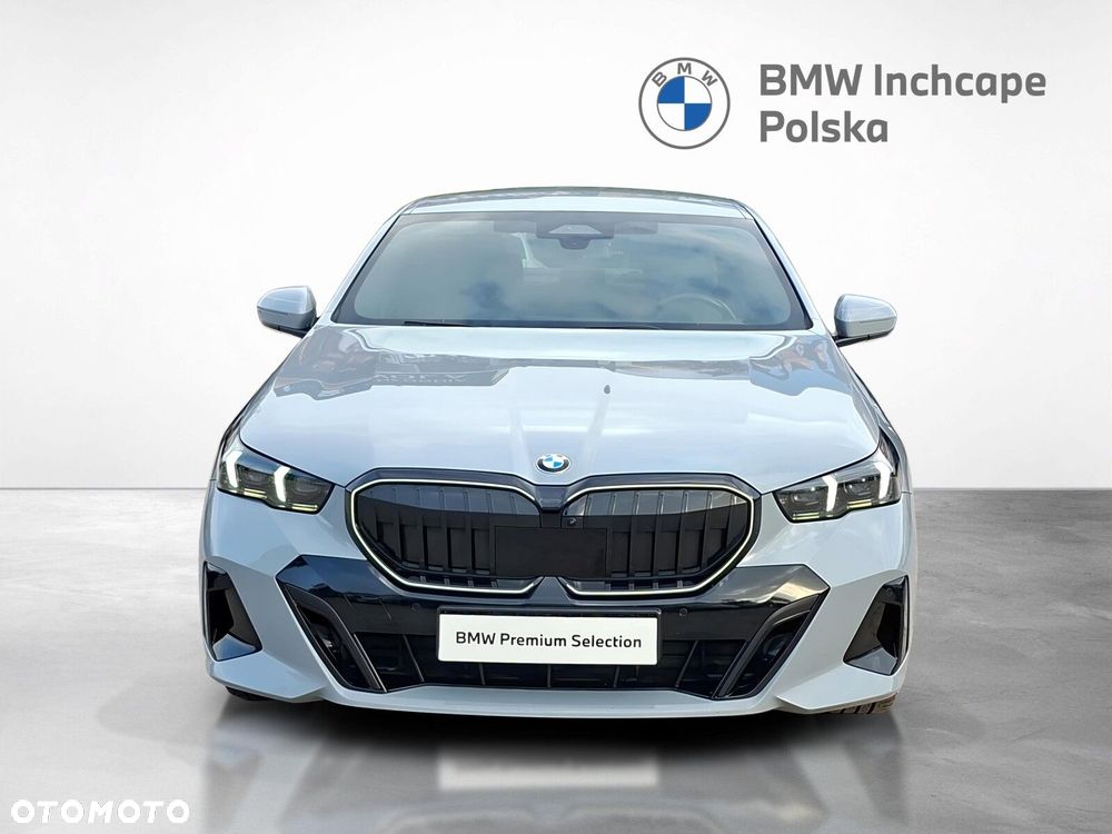 BMW Seria 5 520d xDrive mHEV M Sport - 9