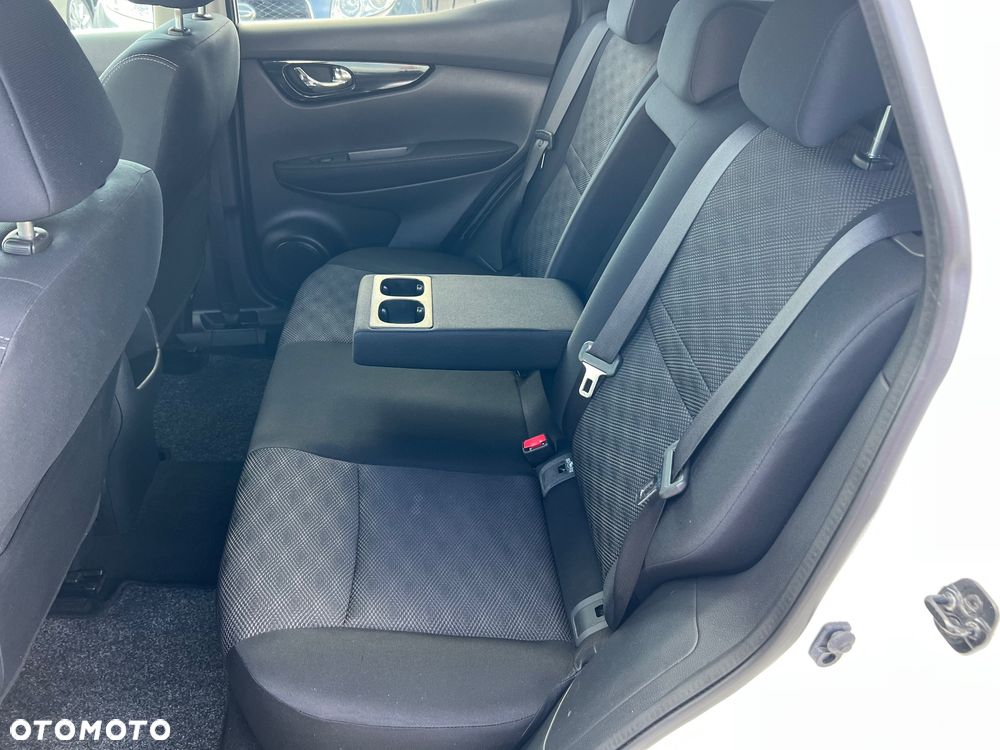 Nissan Qashqai 1.6 dCi Tekna - 10