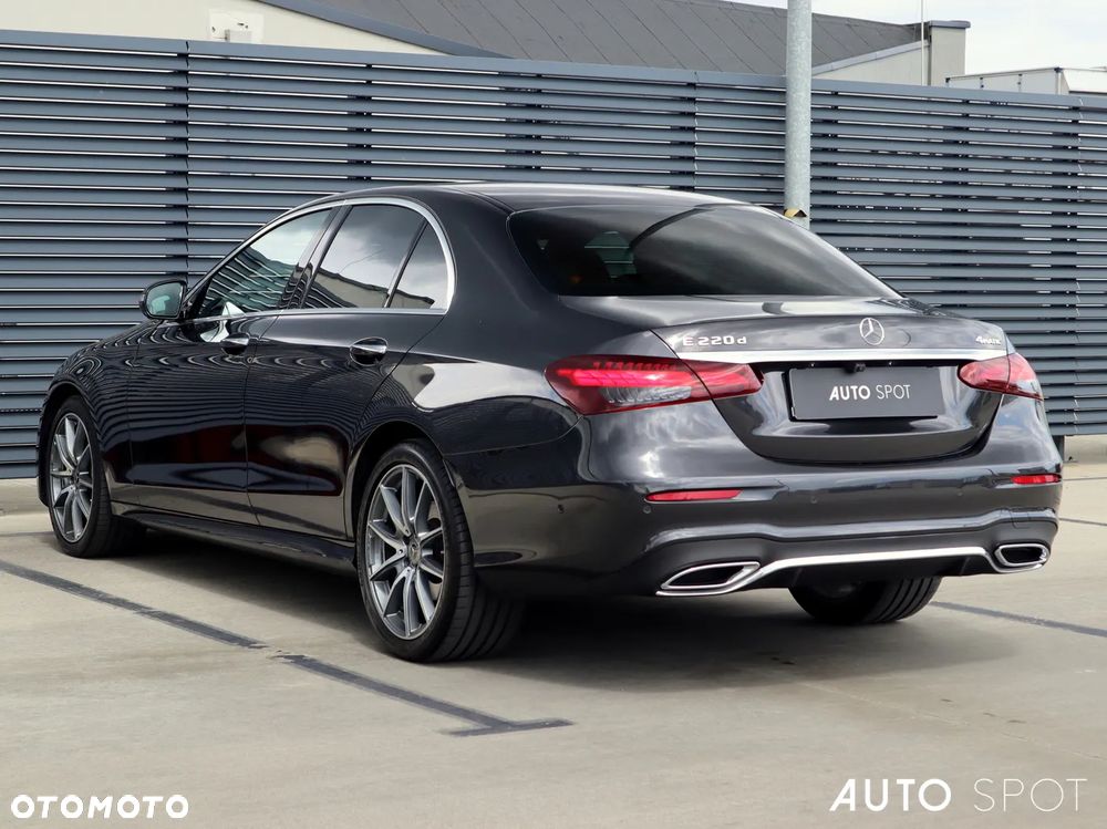 Mercedes-Benz Klasa E 220 d 4-Matic AMG - 3