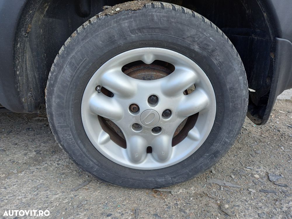 Dezmembrari  Land Rover FREELANDER 1  1998  > 2006 2.5 V6 4x4 Benzina - 4