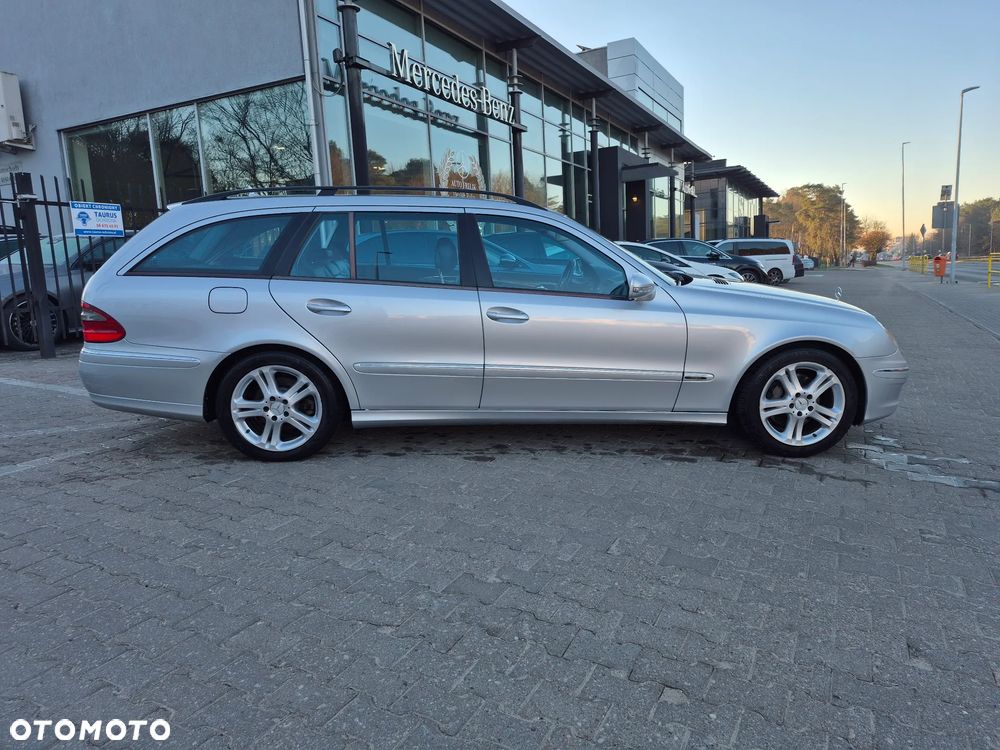 Mercedes-Benz Klasa E 320 CDI 7G-TRONIC Avantgarde - 20