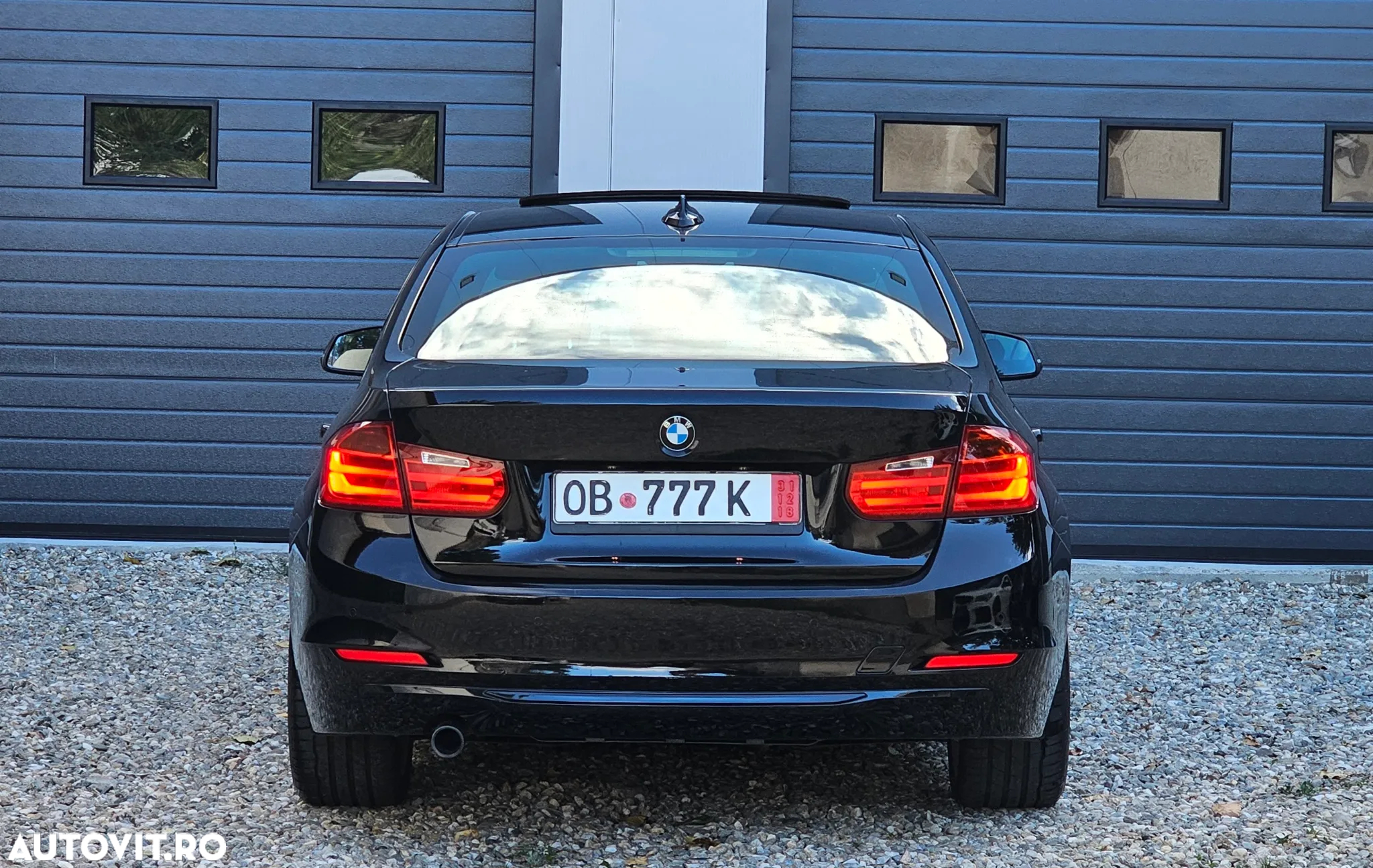 BMW Seria 3 320d Aut. Blue Performance Sport Line - 21