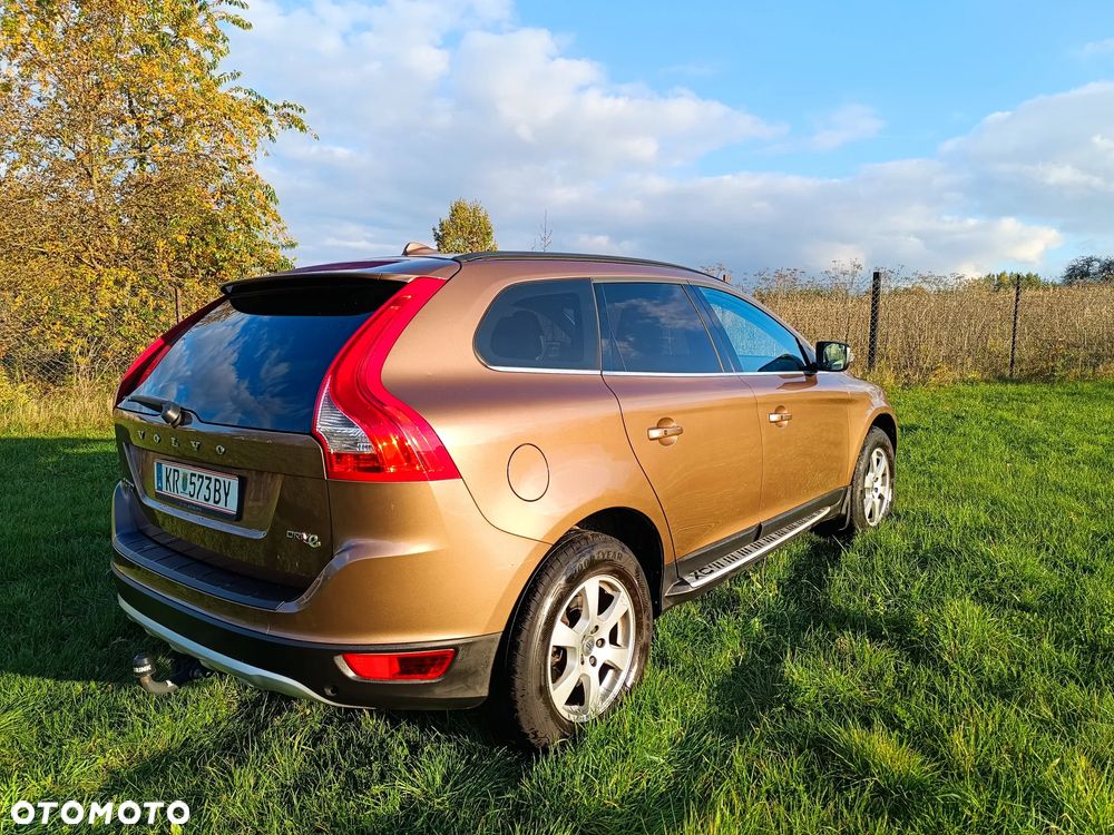 Volvo XC 60 D4 R-Design Momentum - 6