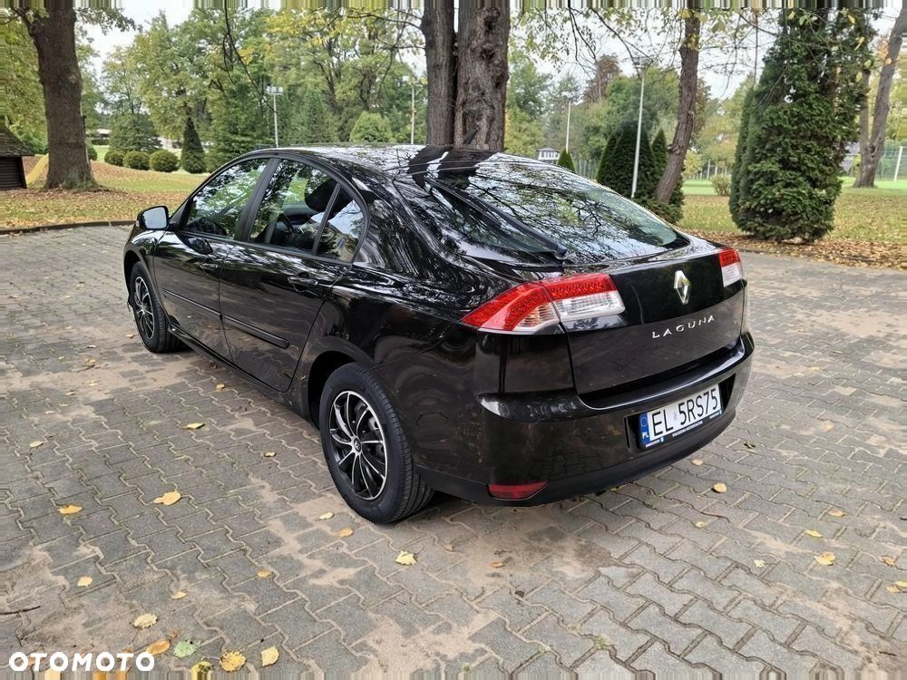 Renault Laguna 1.6 16V Emotion - 4