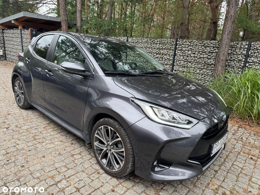 Toyota Yaris Hybrid 1.5 Executive - 3