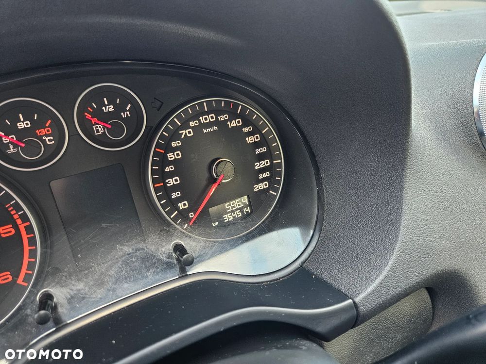 Audi A3 Sportback - 3