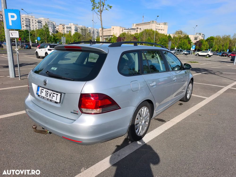 Volkswagen Golf 1.6 TDI DPF BlueMotion Technology MATCH - 4