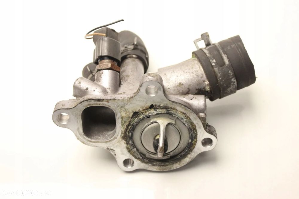 NISSAN X-TRAIL T30 2.5 TERMOSTAT OBUDOWA TERMOSTATU - 3
