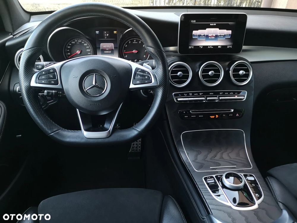 Mercedes-Benz GLC - 9