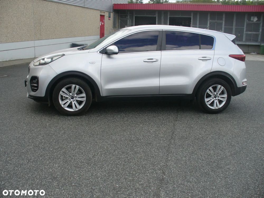 Kia Sportage 2,0 CRDI AWD Platinum - 3