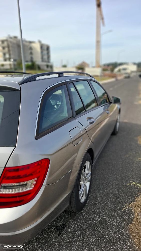 Mercedes-Benz C 200 - 5