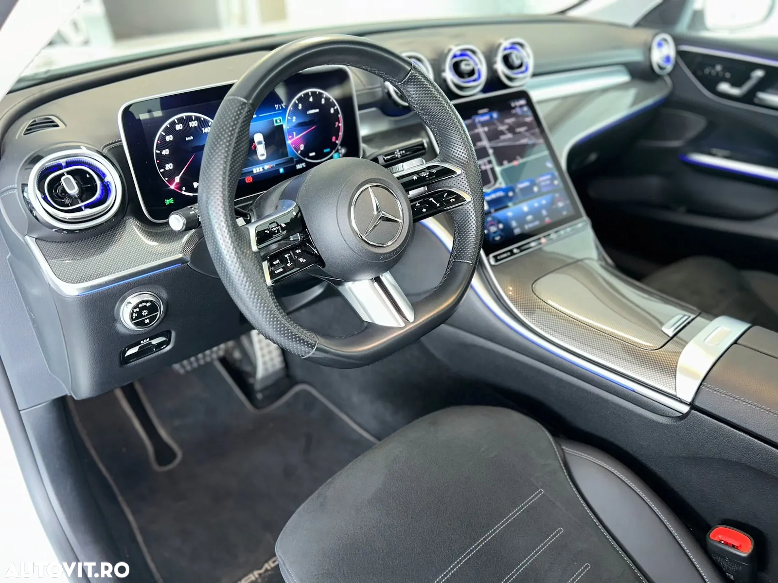 Mercedes-Benz C 180 9G-TRONIC AMG Line - 14