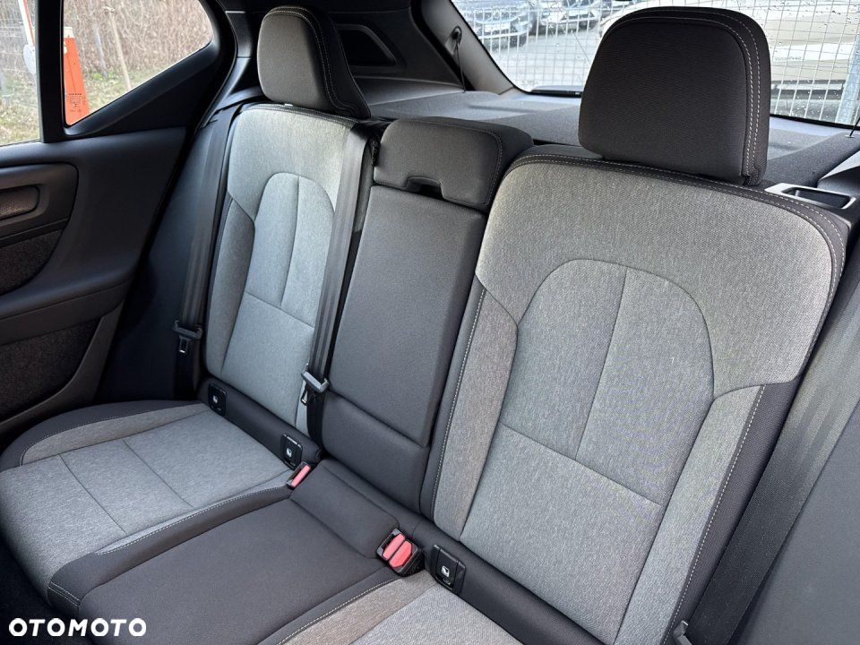 Volvo XC 40 - 12