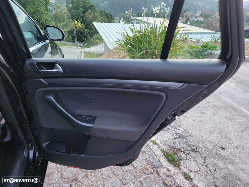 VW Golf Variant 1.6 TDi Style - 14