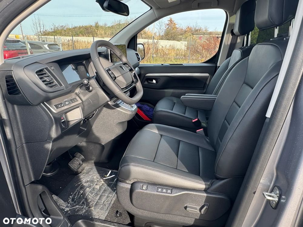 Peugeot Traveller 2.0 BlueHDi Long Business VIP EAT8 - 11