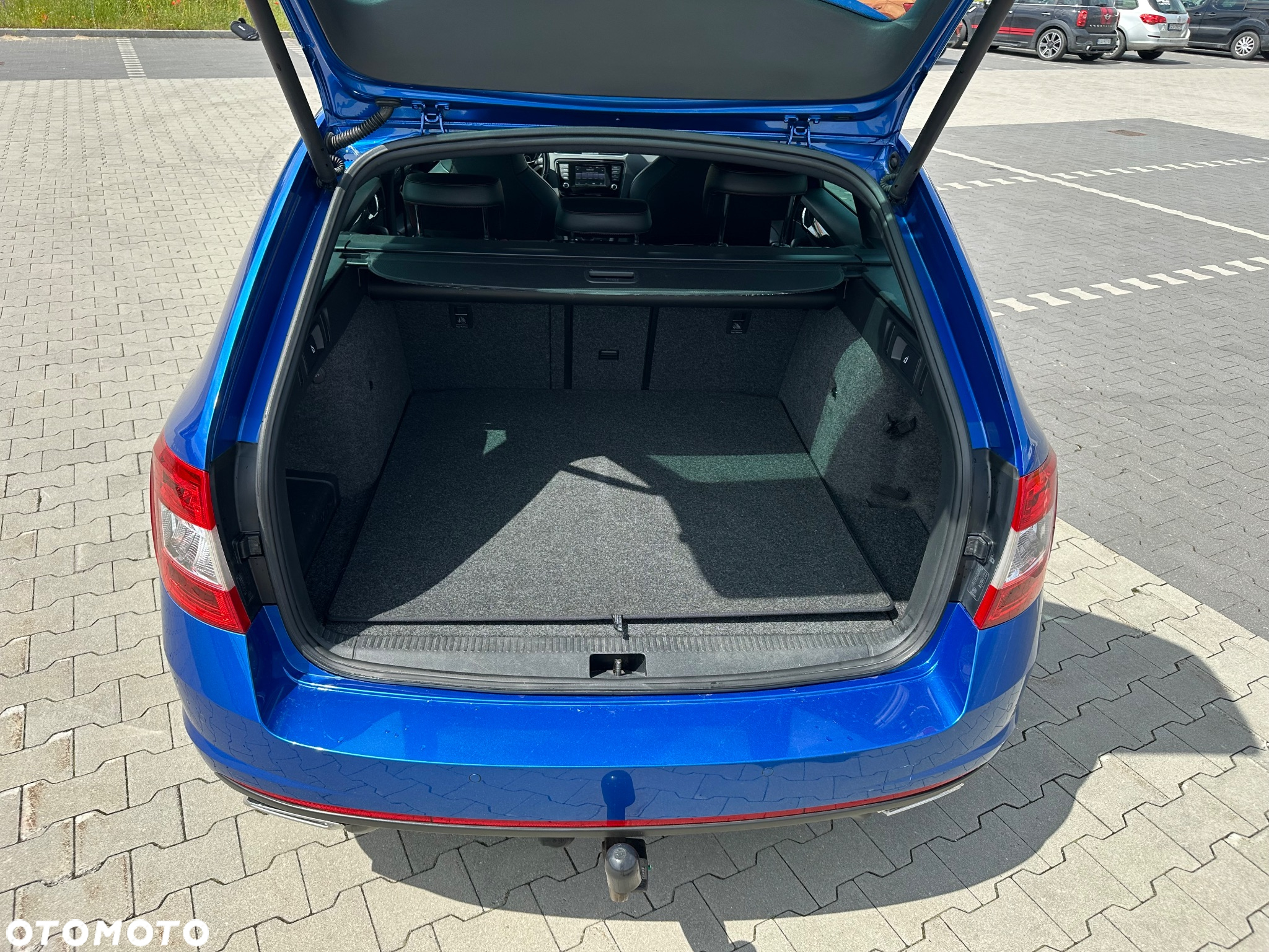Skoda Octavia Combi 2.0 TDI DSG RS - 22