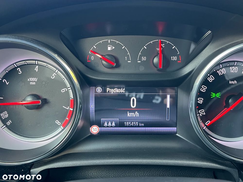 Opel Astra 1.6 T GPF Dynamic S&S - 34