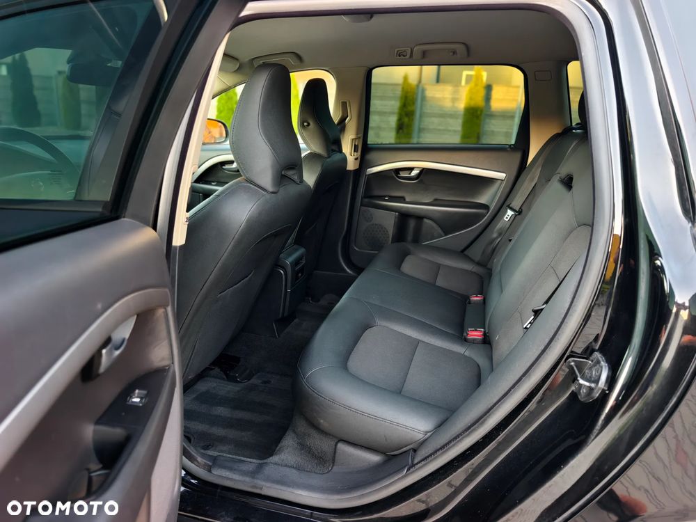 Volvo V70 2.0D Momentum - 9