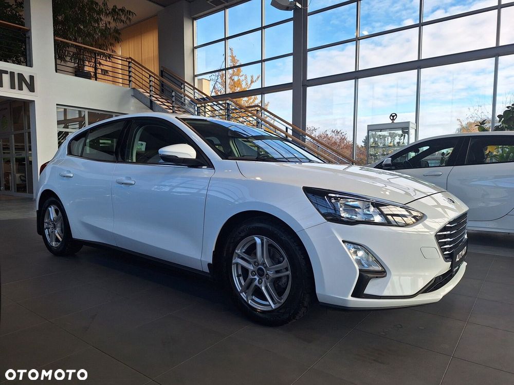 Ford Focus 1.0 EcoBoost Trend Edition - 12