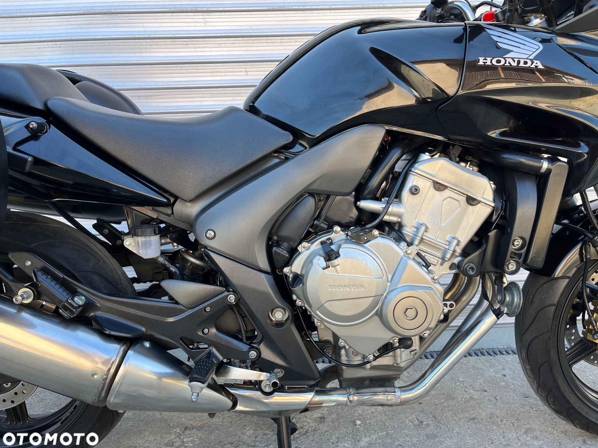 Honda CBF - 32