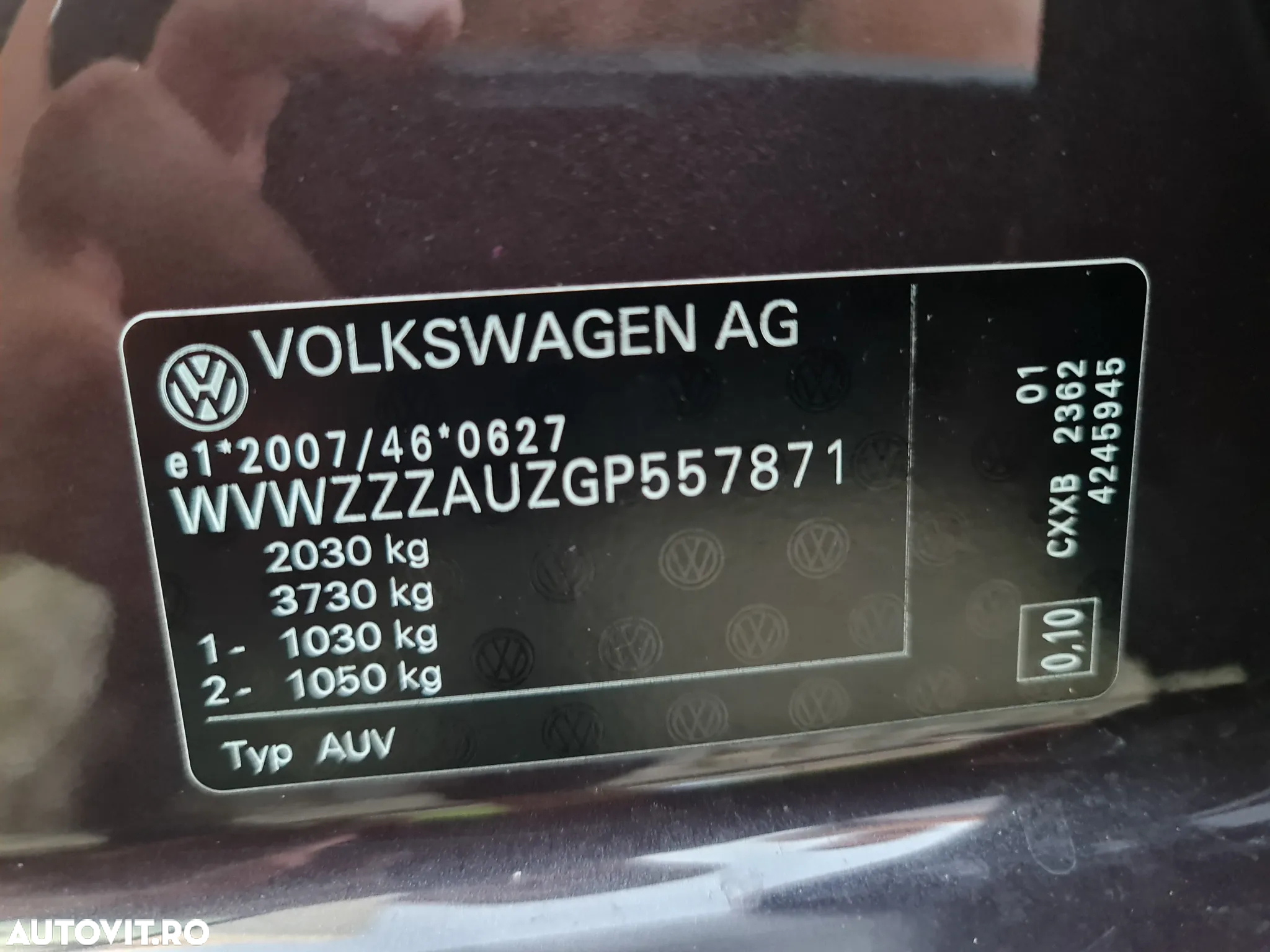 Volkswagen Golf 1.6 TDI 4Motion BlueMotion Technology Lounge - 30