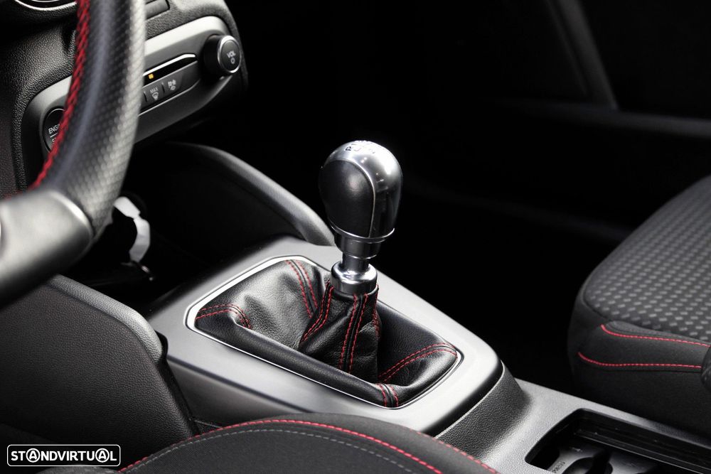 Ford Focus SW 1.5 TDCi EcoBlue ST-Line - 17