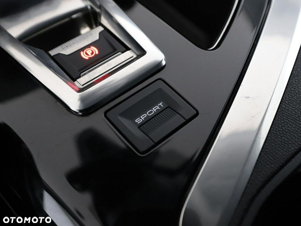 Peugeot 3008 BlueHDi 120 Stop & Start EAT6 Active Business-Paket - 31