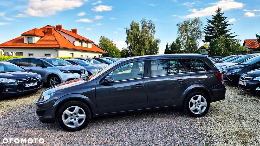 Opel Astra 1.6 Cosmo - 22