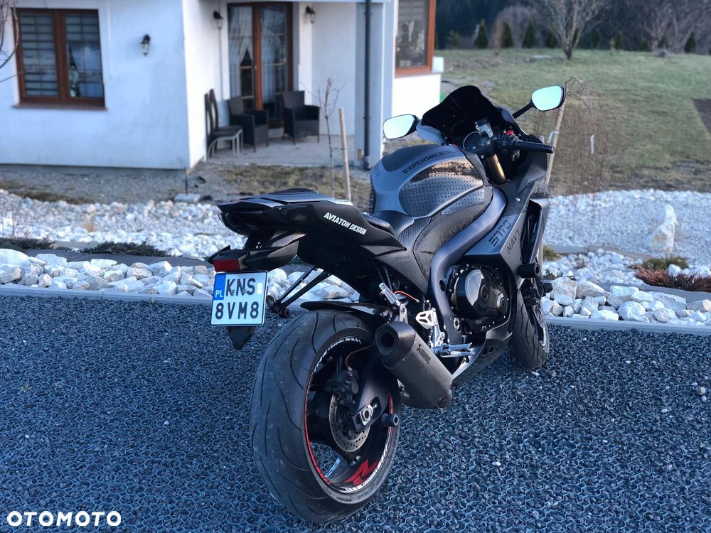 Suzuki GSX-R - 14
